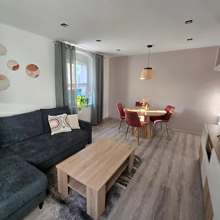 Apartment Yourplace Luban (Luban)